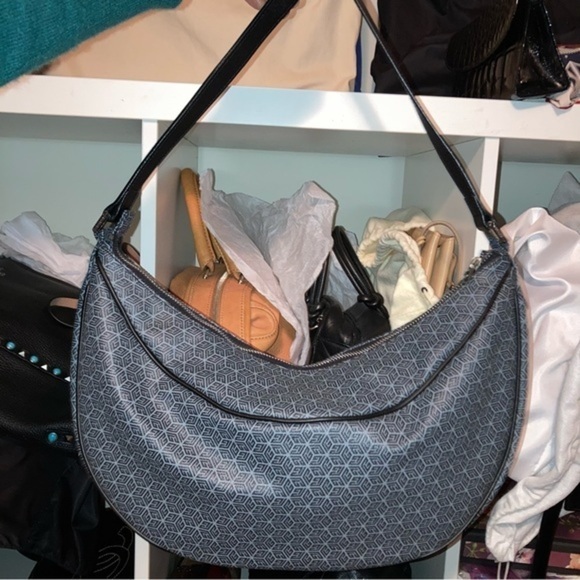 Pierre balmain Paris crescent hobo bag - Picture 4 of 16